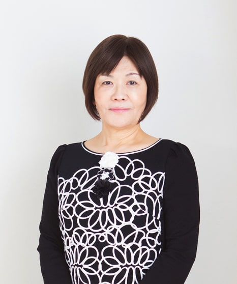 株式会社 健康家族 代表取締役 藤 朋子